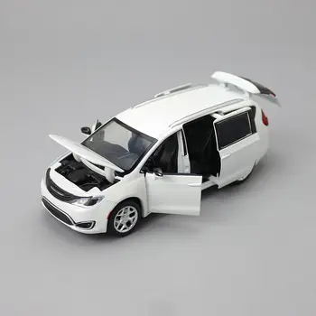 chrysler pacifica diecast