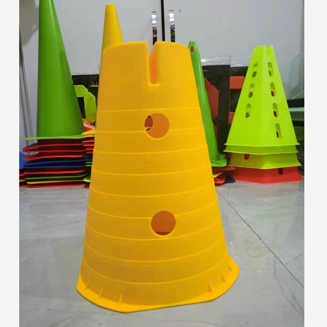 Kindergarten children's hurdle sensory training Vientiane combination unit bucket trainer with hole ice cream bucket