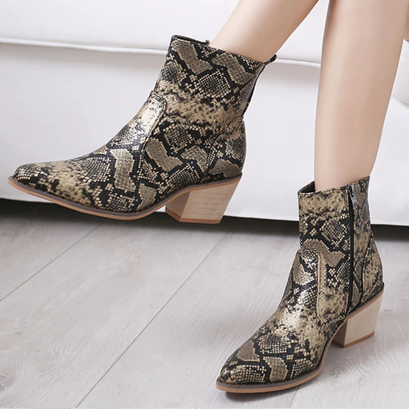 

Snake print women boots Big size 43 zipper Non slip Mid calf boots for female Beautiful Casual shoes women boots women