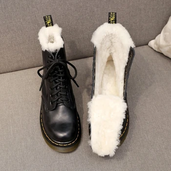 flat bottom doc martens
