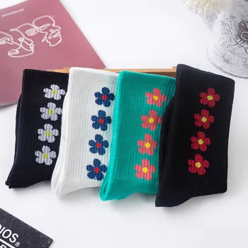 

Trendy Beauty Flower Socks Golf Long Tube Stockings Women's Classics Knee High Socks Sport Long