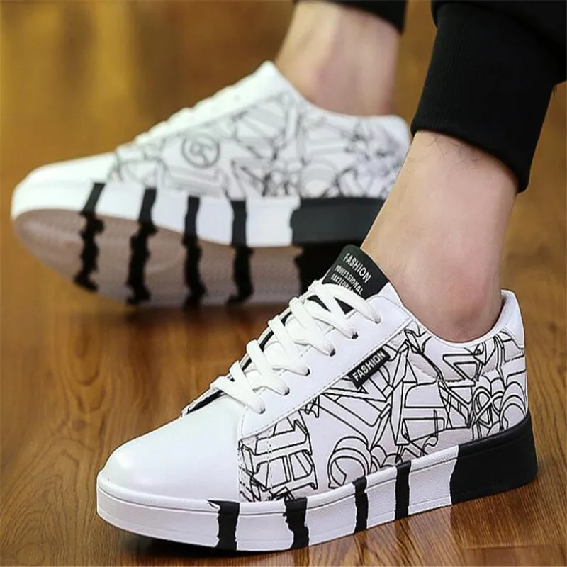

New men sneakers canvas comfortable lightweight breathable fashion wear-resistant non-slip design flat men's shoes
