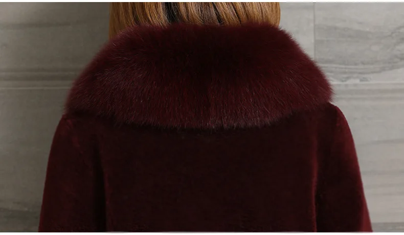 TUHAO Women's Winter Autumn Elegant Middle Age Faux Fur Jacket Female Faux Fur Collar Fur Coat Large Size 4XL 3XL Overcoat