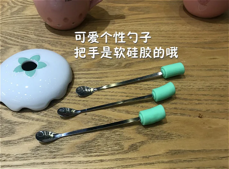 Мультяшная Милая Клубничная керамическая чашка с крышкой Ложка Корейская креативная девушка сердце Студенческая офисная чашка для завтрака молока кофейная чашка подарок