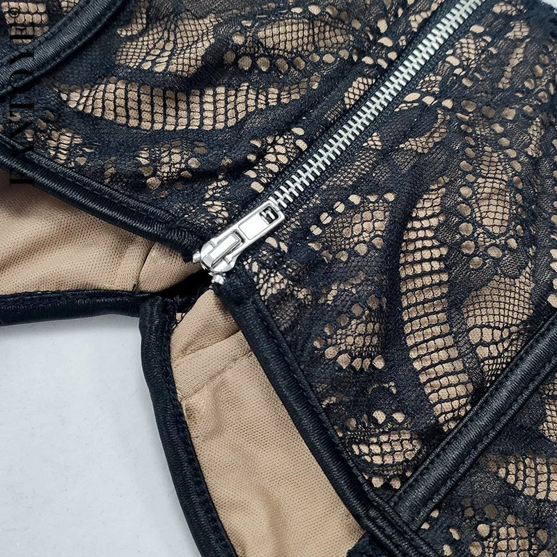 13298575259_926585498