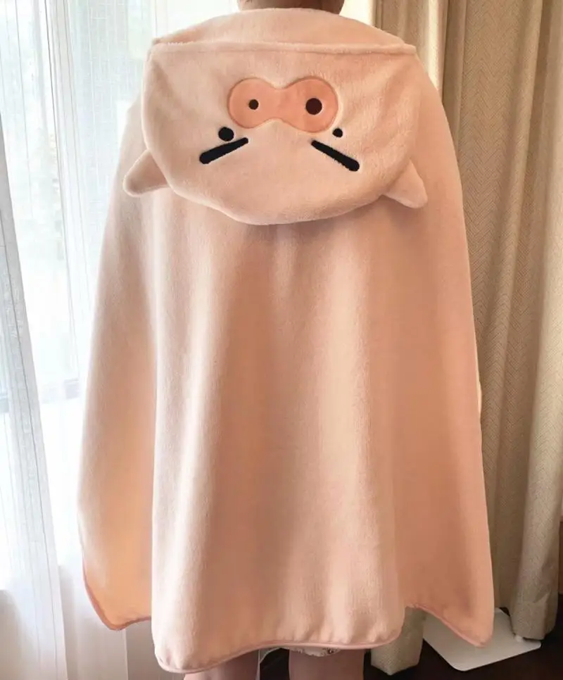 pig Игрушек! Милая плюшевая игрушка по мотивам мультфильма Crayon Shin-Chan белая собака свинья мягкое теплое одеяло с капюшоном плащ на день рождения Рождественский подарок 1 шт - Цвет: pig