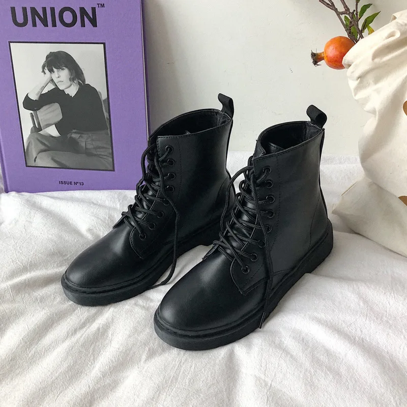 

Classic Black Martin Boots Women's 2019 Autumn And Winter Flat Low Heel British-Style Short Boots Women's round-Toe WOMEN'S Boot