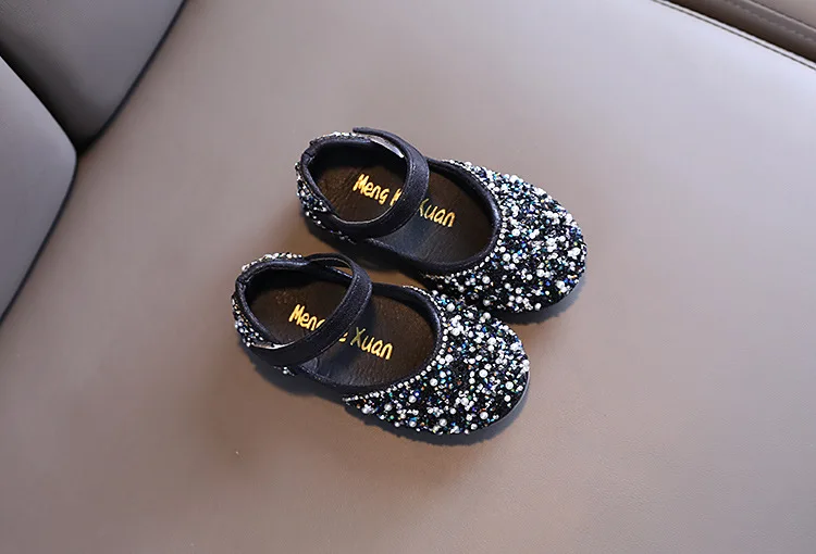 children's shoes for sale Autumn Girls Rhinestone Leather Shoes 2022 Spring Pearl Bow Princess Shoes Soft Children Baby Toddler Single Shoes G06 children's sandals near me