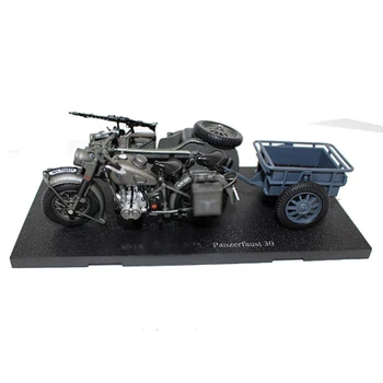 

Atlas 1:24 Scale WWII German Soldier R75 Panzerfaust 30 Diecast Sidecar Moto Motorcycle Autocyle Model Original Collection Car