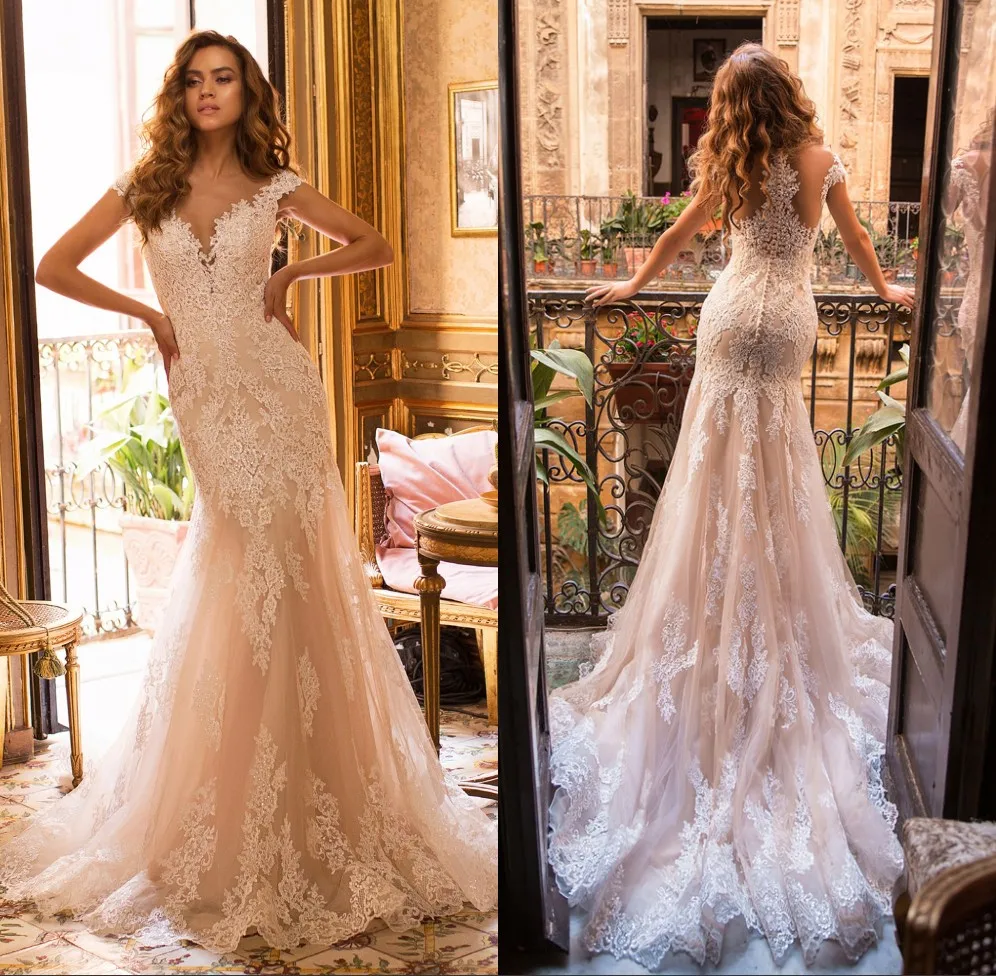 

Dubai Luxury Beaded Wedding Dress Sweetheart Off Shoulder A line Wedding Gown Vestidos De Novia Applique Lace Button Back Bride