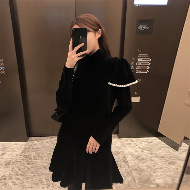 

2020 New Black Dress Women Temperament Contrast Color Stitching Gold Velvet Dress Ruffled Princess Dress Women