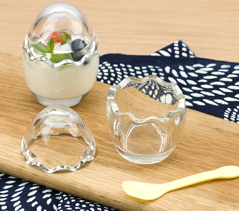 A pack of 4 pudding glass bottles with lid.Eggshell shape Party bakery tools Mousse cake bottling Jelly mold Yogurt cup Shaped