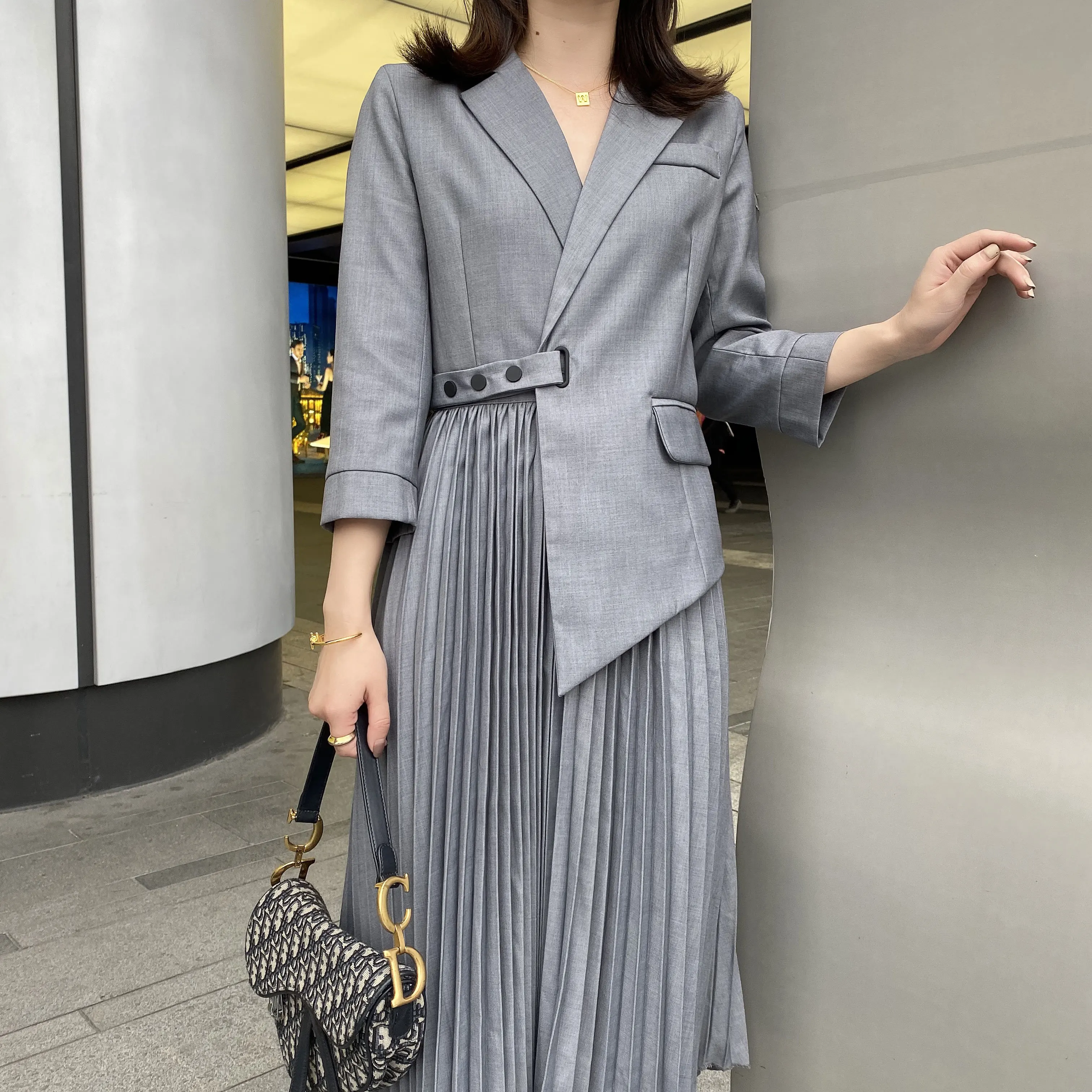 Darkgrey LANMREM однотонное Плиссированное Платье женское осеннее приталенное с длинным рукавом тонкое модное темпераментное платье 19B-a53 - Цвет: Darkgrey