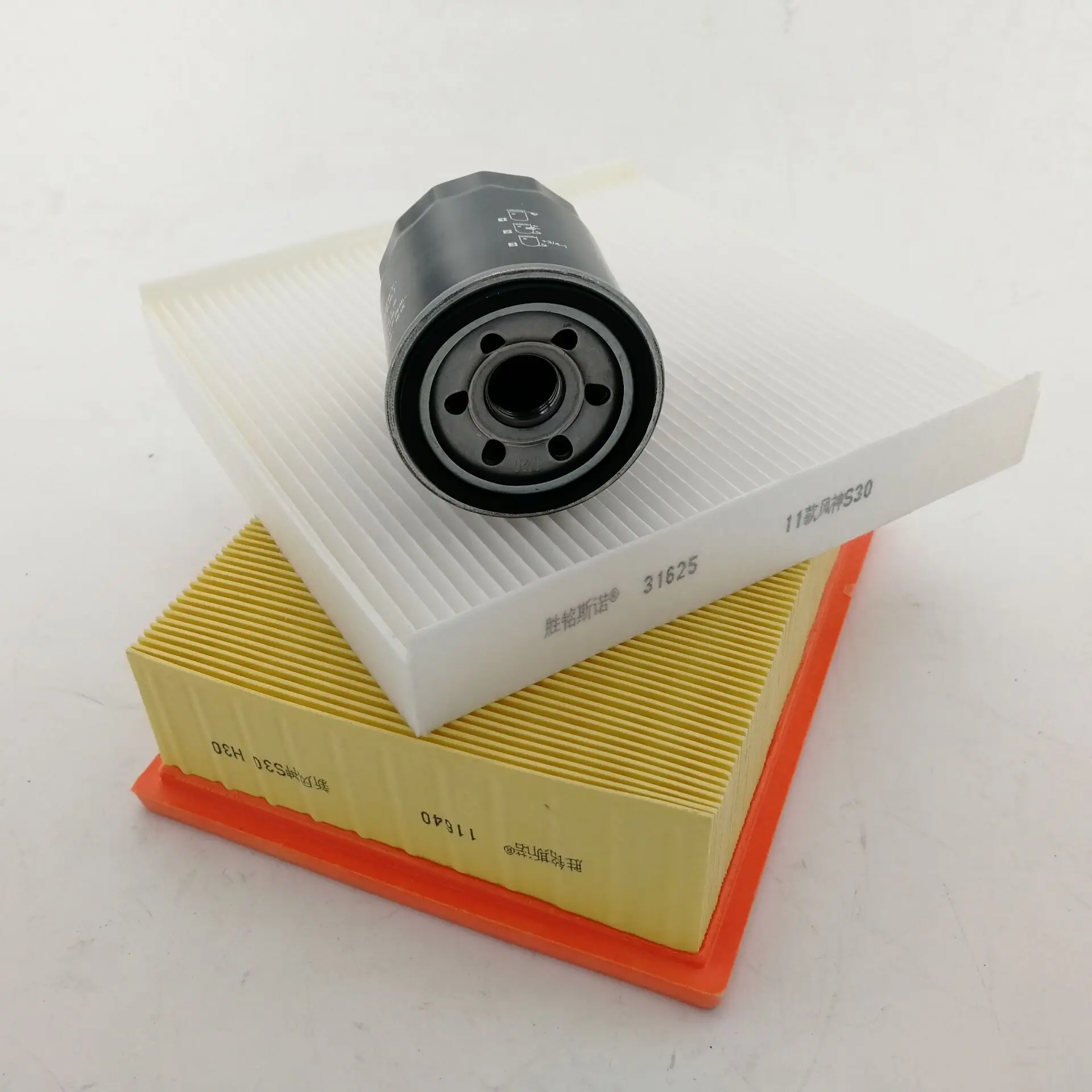 3 pieces Engine Air Filter for Dongfeng Fengshen H30 Cross 1.5L 2013- S30 1.5L 2012-