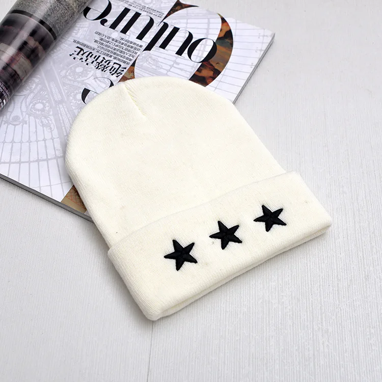 

Autumn Winter Embroidery Five-pointed Star Skullies Beanies Caps Man Women Warm Knitted Hat Gorros Bonnets