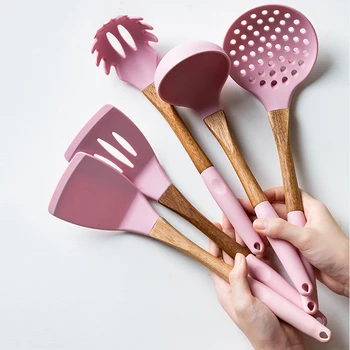 

1/5Pcs Silicone+Wood Cooking Tool Sets Soup Spoon Spatula Turner Strainer Kitchenware Kitchen Utensils Set Cookware Pink