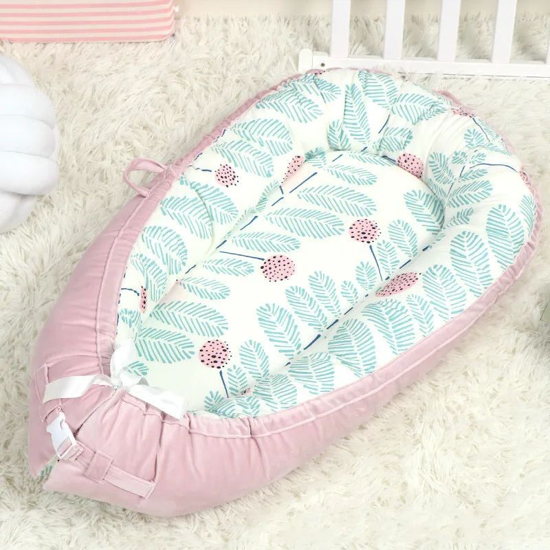 Neonatal Uterus Kids Bed Portable Baby Nest Bed with Pillow Cushion Newborn Travel Bed for Outdoor Bed Infant Crib Nest