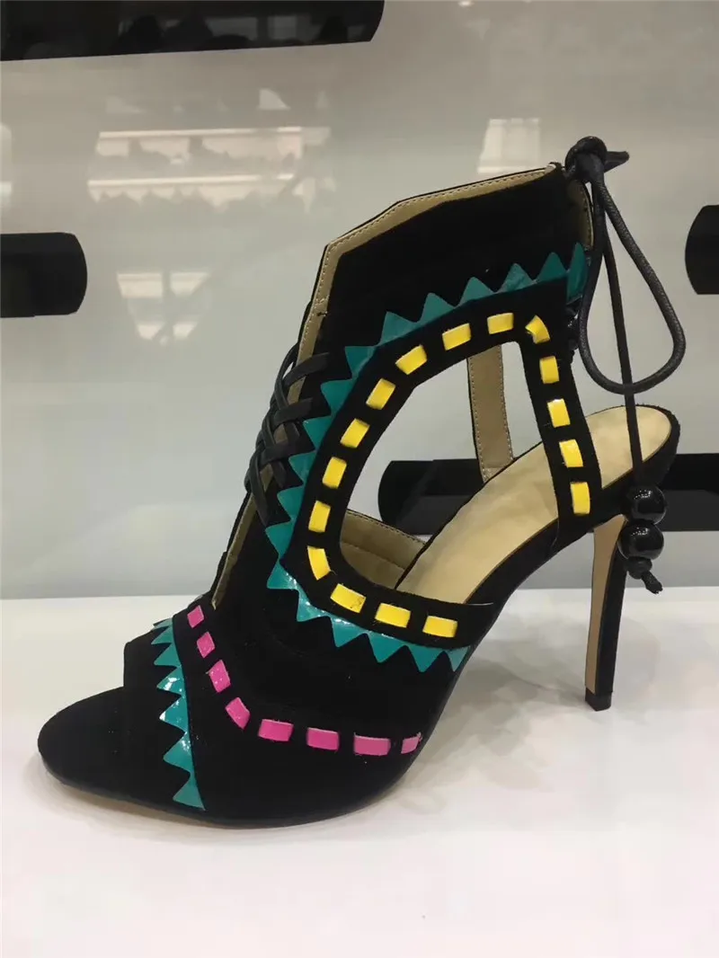 Разноцветные босоножки; необычная обувь на высоком каблуке; женские пикантные туфли с открытым носком и перекрестной шнуровкой; босоножки с вырезами и декоративными бусинами - Цвет: Black 2