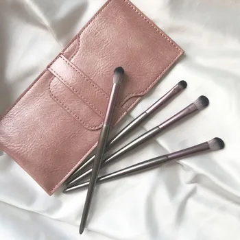 

Small Grape Makeup Brush Eye Shadow Brush Eye Makeup Set Soft Bristle Detail Brush Smudge Brush Not Shed with Brush Bag