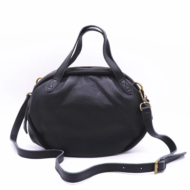 small black tote purse