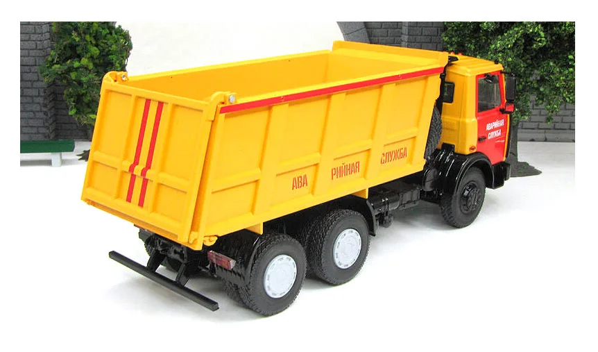 Новые модели звездных весов 1/43 Maz 5516 аварийная служба 1999 русский белорусский