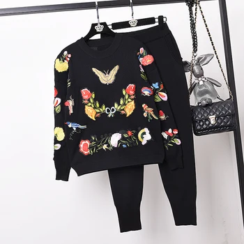 

Tracksuit Knitted Set Women Butterfly Embroidery Long sleeve Sweater + Long Pants Women 2 Piece Outfits Loose Lady Knitting 2pcs