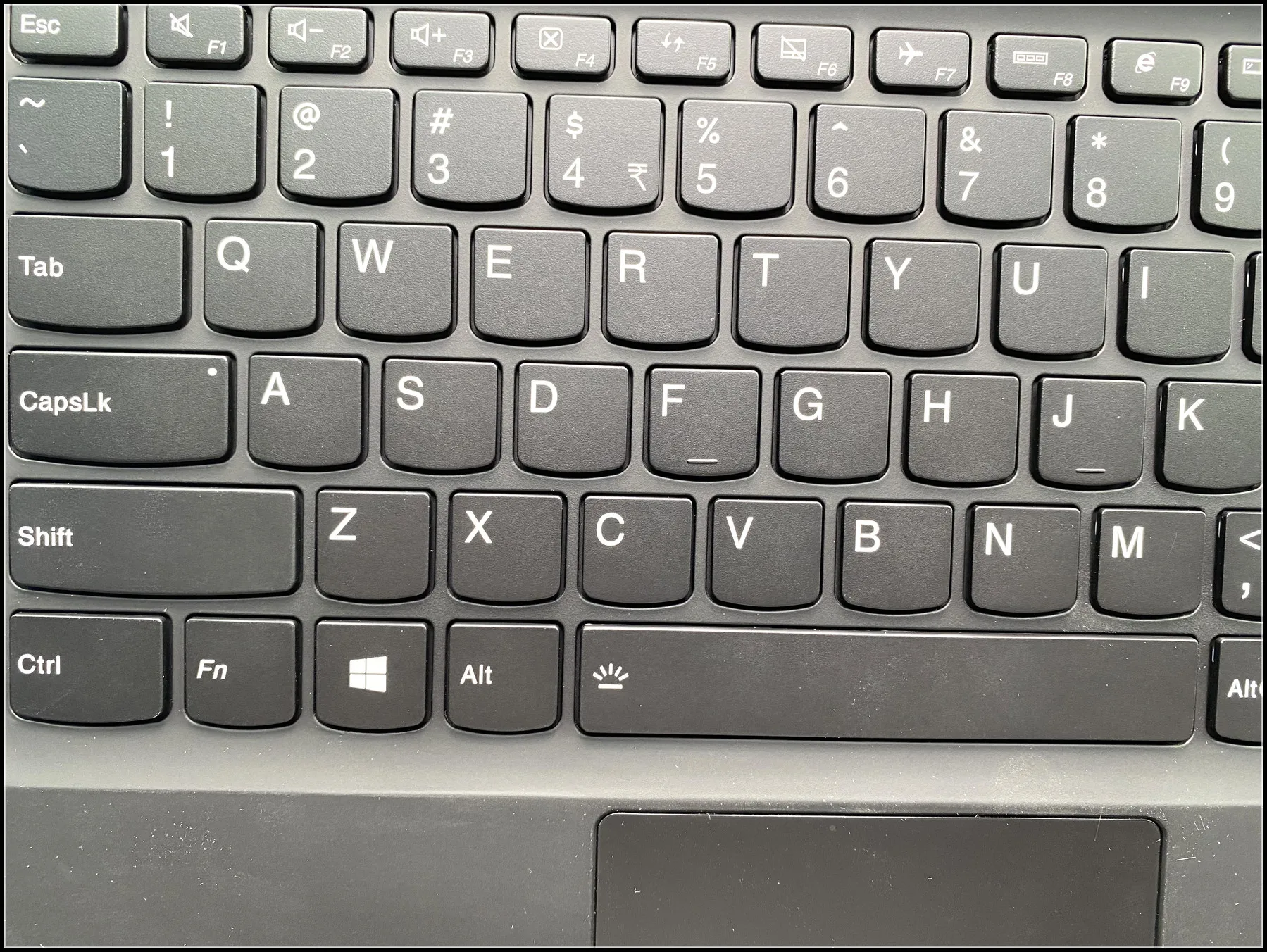 Lenovo Ideapad MIIX 510-12ISK (4).jpg