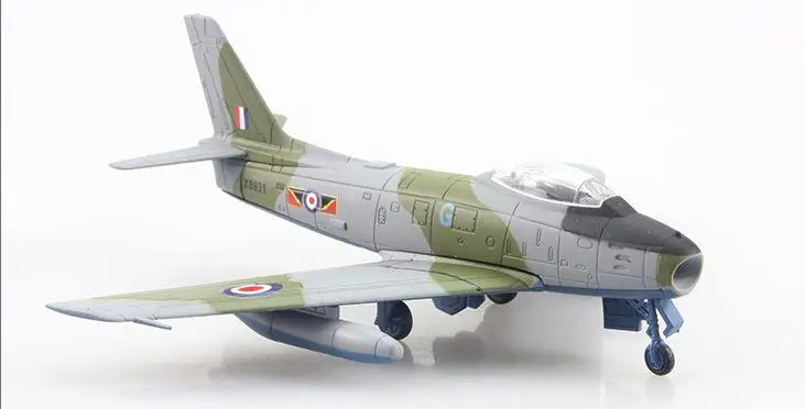 Британский F-86 Sabre G-X8931 1/100 литая модель самолета Атлас