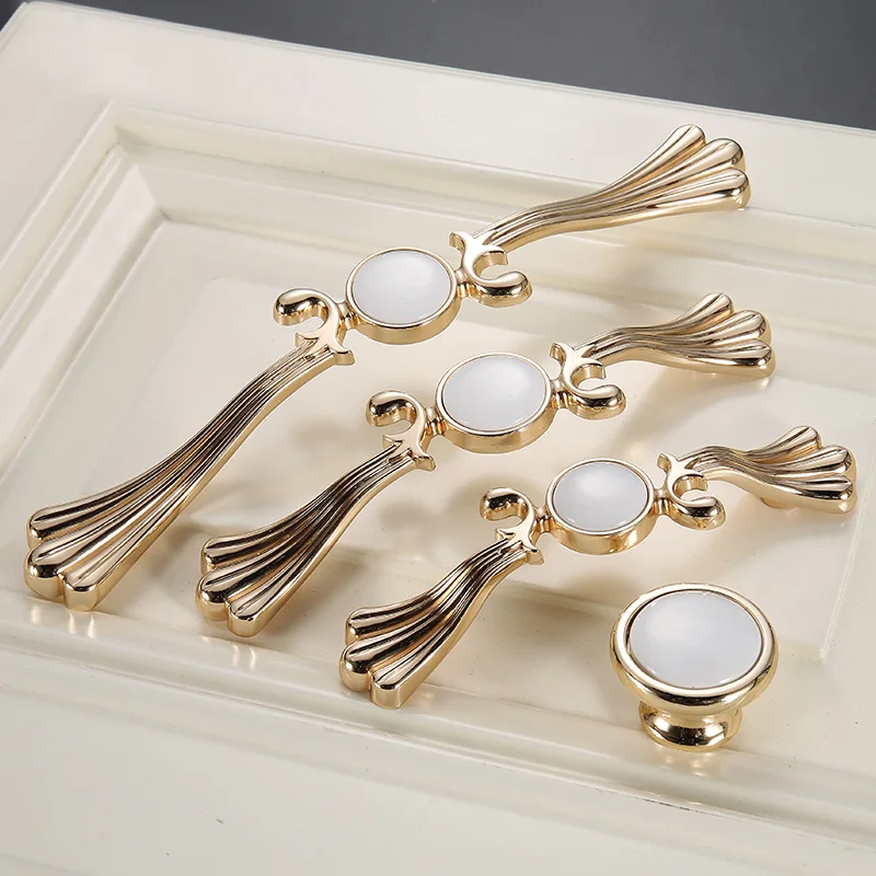 European Gold Door Handles and Knobs for Kitchen Cabinet Ceramic Zinc Alloy Furniture Handles Dresser Drawer Pulls Hardware