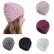 Мягкая вязаная шапочка для Для женщин теплые, зимние, шерстяные шапки с помпоном однотонная бейсболка женские головные уборы Skullies дамская шляпа без полей