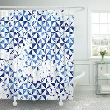 Небольшие геометрические абстрактные мозаики с треугольниками и простыми фигурами в синих цветах для осени и зимы, динамичные занавески для ванной