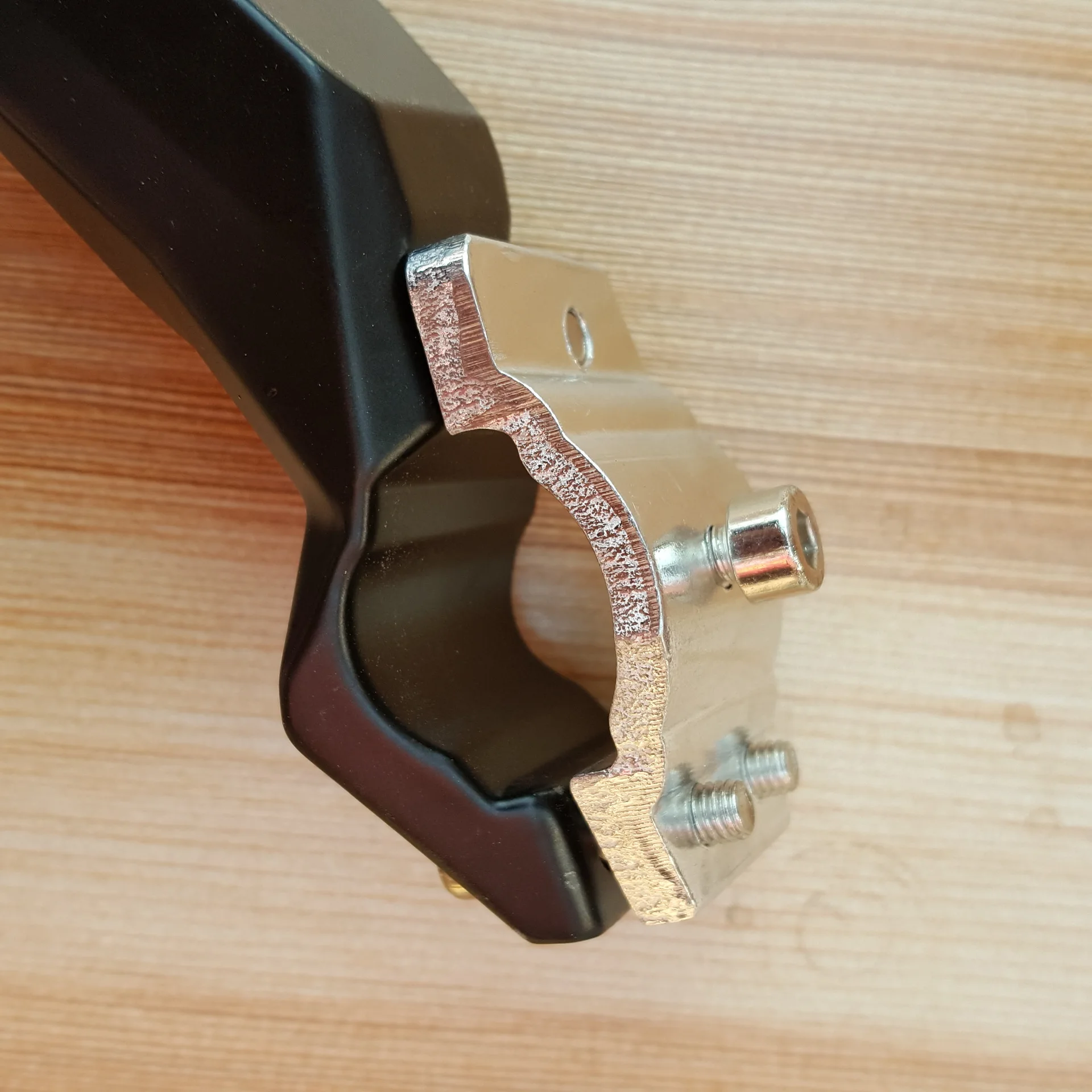 

Black King Kong Mountain Bike Top Grade Foot Brace Riding Accessories Aluminium Alloy Adjustable Single Bottle Temple 025 Riding