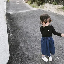 Весенние новые стильные детские джинсы в Корейском стиле свободные ковбойские штаны для мальчиков и девочек популярные детские штаны