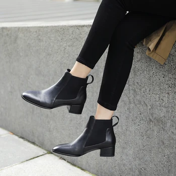 

Boots Women 2020 Genuine Leather Chelsea Boots Handmade Ankle Boots Brand Pointed Toe Chunky Ladies Shoes Plush Size