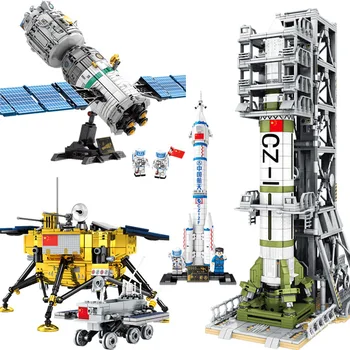 

Sembo Technic Blocks 4 Type Space Rocket Building Blocks DIY Educational Toys For Children Constructor With Action Figure