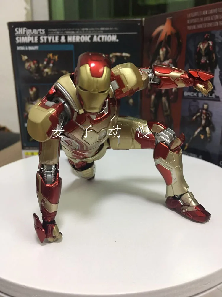 Сделано в Китае SHF Garage Kit-Man 3 MK43 Ironman Mk42 украшения из железа и стали модель мобильного фильма и телевидения Ca. 1