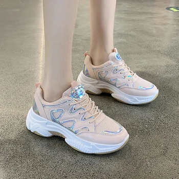 

2020 New Style Women Comfortable Running Shoes Four Season Outdoor Walking Shoe PU Shiny Sneakers Height Increasing Lady Trainer