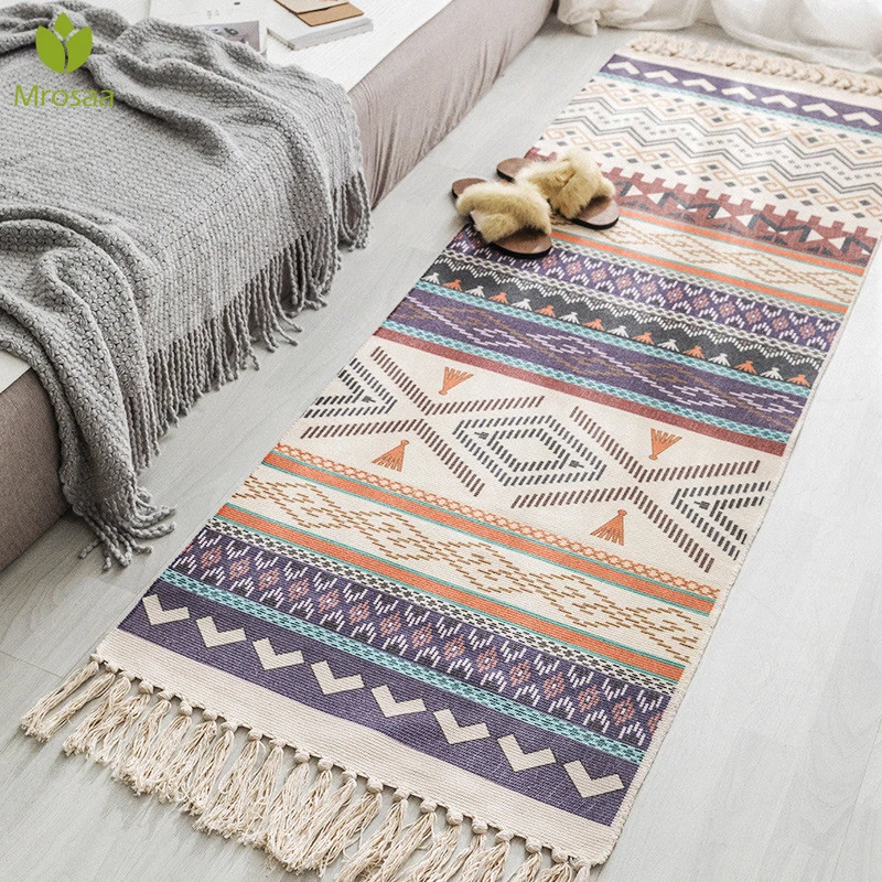 

Hand Tassel Woven Cotton Linen Carpet Retro Bohemian Bedside Rug Geometric Floor Mat Long Rug Bedspread Tapestry Home Decoration