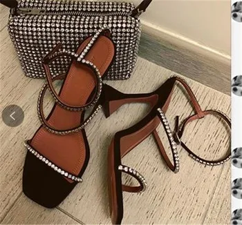 

2020 Summer Open-Toed Black Field with Fine Sexy Sandals Female Rhinestone Square Heels Female