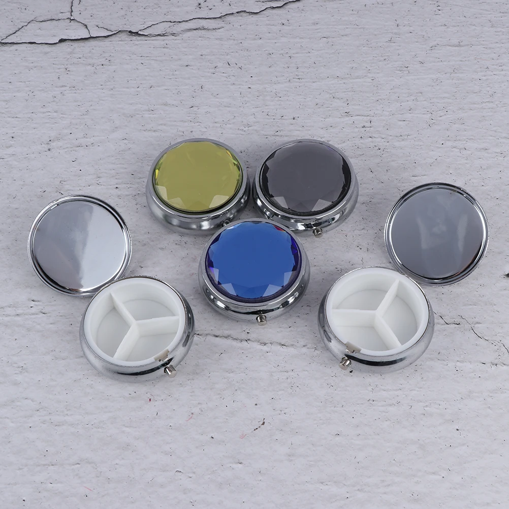 1PCS 3 Compartments Pill Case Round Folding Medicine Box Portable Pocket Pill Organizer Case Random