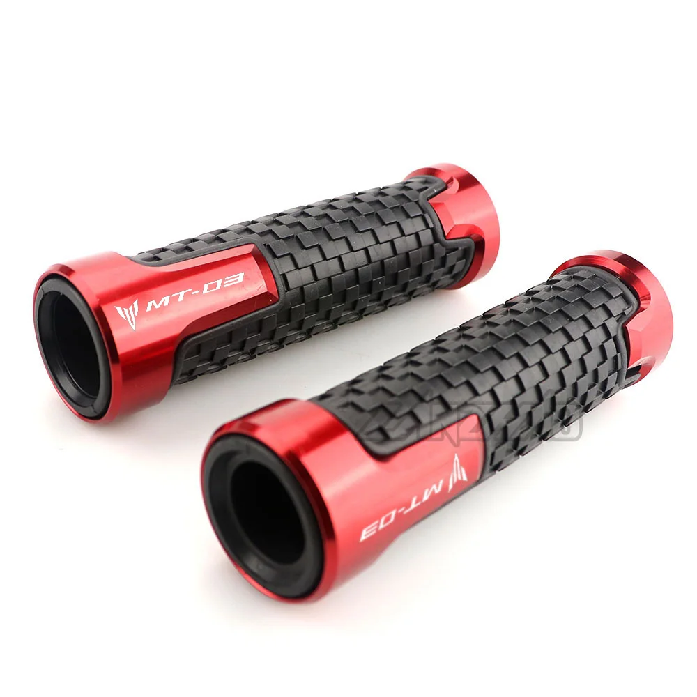 MT03 HAND GRIPS (7)