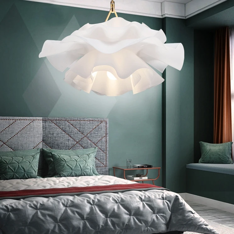 

Nordic bedroom lamps modern simple flower modeling clothing store creative style girls children room restaurant chandelier E27