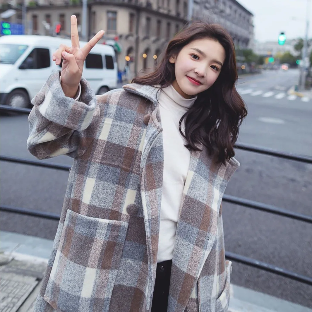 

Photo Shoot Main Push INS Retro Pattern Suit Collar Loose-Fit Mid-length Elegant Ol Wool Woolen Cloth Coat Women's