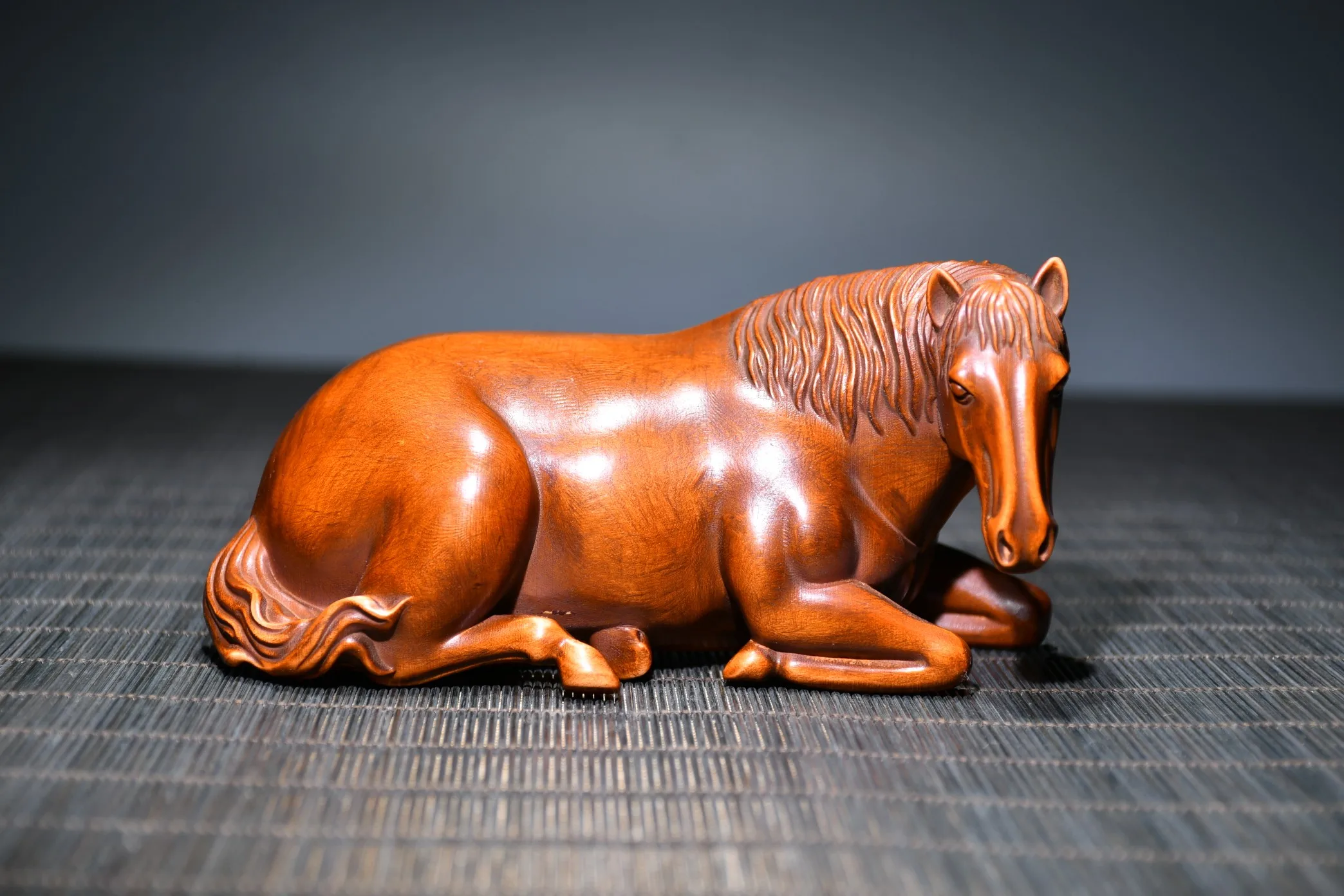 

5"Tibet Temple Collection Small Leaf Boxwood zodiac horse statue Horse horse to success Gather fortune office ornament
