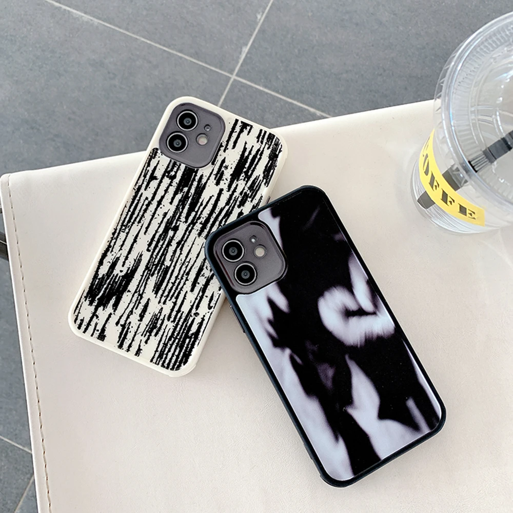 Black White Blooming Phone Case for iphone 13 12 11 pro max X XS XR 7 8 Plus mini Plating Camera Protection Lid Matte Soft Cover