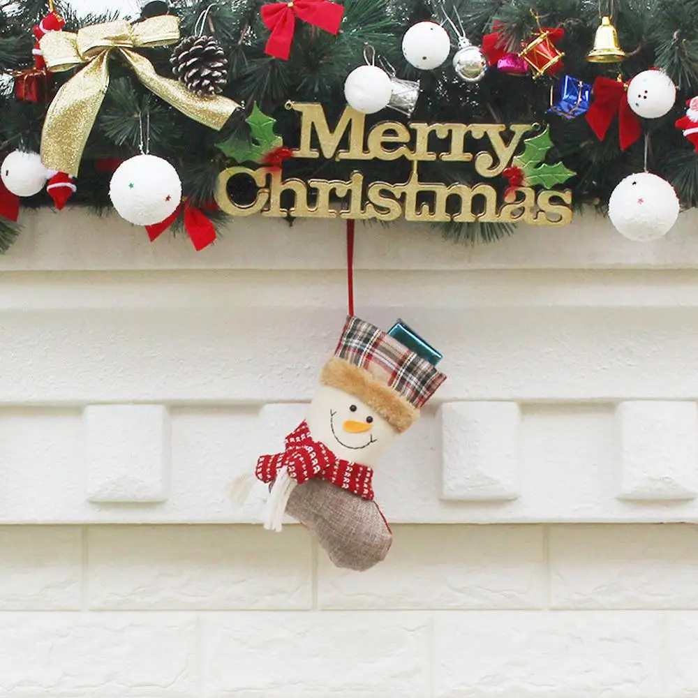 Рождественский чулок мини-носок, 1 шт. Рождественский подарок сумка Санта Клаус Конфеты Подарочная сумка Рождественская игрушка орнамент рождественские чулки s - Цвет: Style 1 Snowman