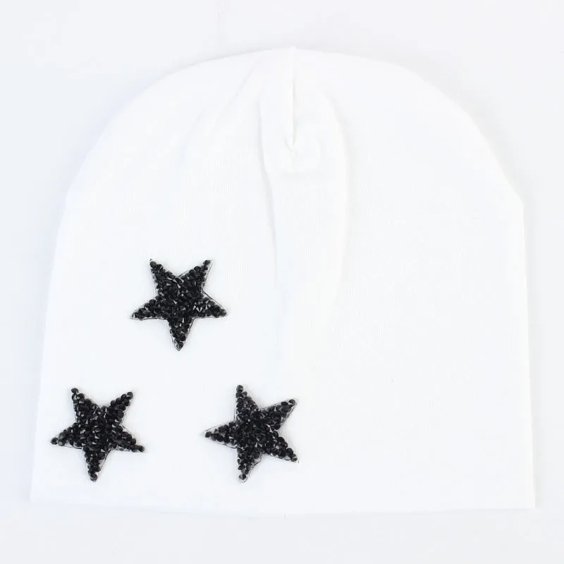 Black White Осень-зима для новорожденных хлопковые Beanie Hat Baby Шапки звезда Карамельный цвет сапоги высотой выше колена шапки бини шапки-куртка из искусственной кожи для мальчиков и девочек «сделай сам» шапки Скалли бини, вязаные шапки для детей - Цвет: Black White