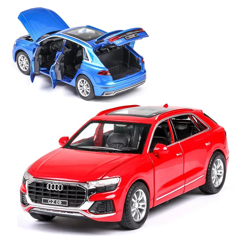

New Arrival 1:32 High Simulation Q8 Off Road City SUV Model Toy Vehicles Car Styling Domineering Alloy Diecast Model V179
