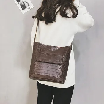 

2020 Designer Crocodile Pattern Large Capacity Bucket Bags For Women Casual Shoulder Crossbody bags Totes bag Lady Handbags New