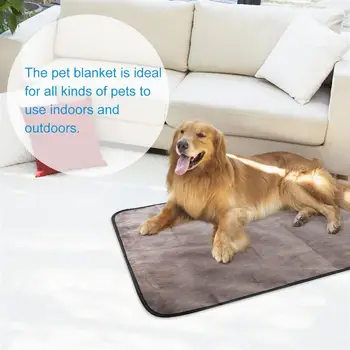 

UEETEK Multifunctional Waterproof Pet Blanket 100x70CM Microplush Collapsible Pets Plush Mat Outdoor for Dog Puppy Cat Kitt